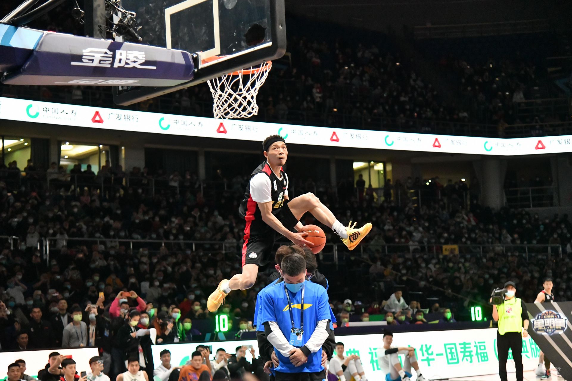 马尔卡宁的 马尔卡宁的