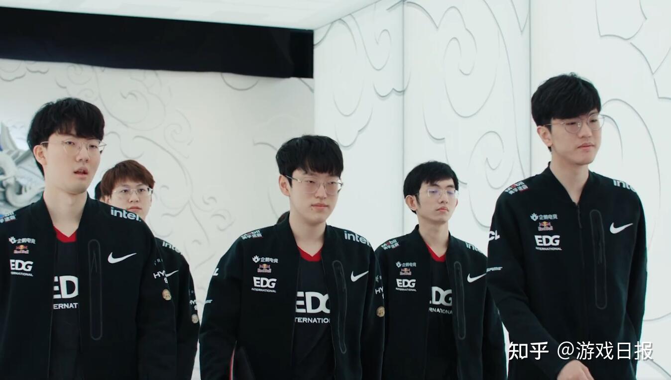 激烈赛程下 激烈赛程下